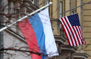 Россия просит решить проблемы с выдачей виз США дипломатам
