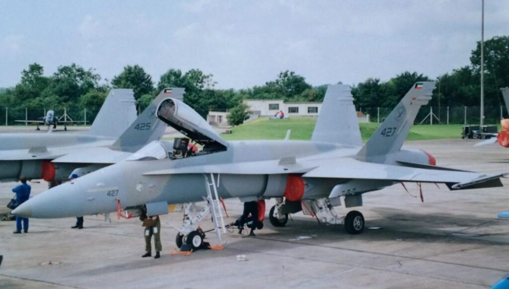 Малайзия планирует приобретение кувейтских F-18