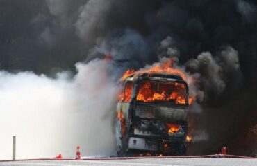 Болария: 45 человек погибли в результате пожара в автобусе