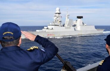 PASSEX – совместные учения ВМС Греции с итальянским эсминцем Andrea Doria