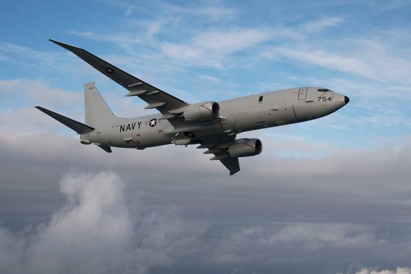 Российский истребитель сопроводил американский самолет-разведчик Poseidon Р-8А