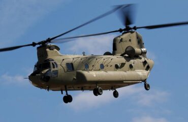 Снят с вооружения последний голландский транспортный вертолет CH-47D Chinook