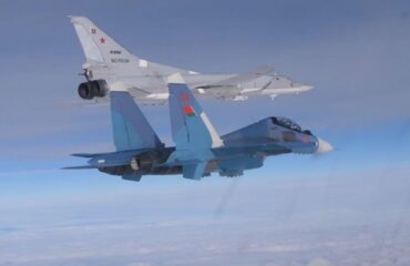 Два российских бомбардировщика Ту-22М3 патрулировал воздушное пространство Белоруссии (видео)