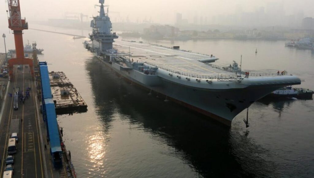 Китайский авианосец Liaoning может быть выставлен на продажу