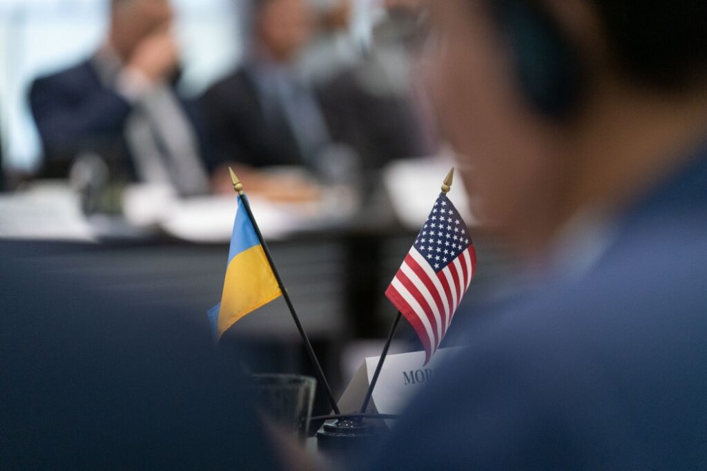 Чешский эксперт предложил НАТО “забыть об Украине”