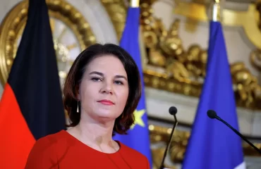 Министр иностранных дел Германии рассказала, как бороться с Россией и Пекином