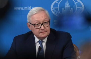 Замглавы МИД РФ заявил о том, что конвои западного оружия на Украину станут целью ВС РФ