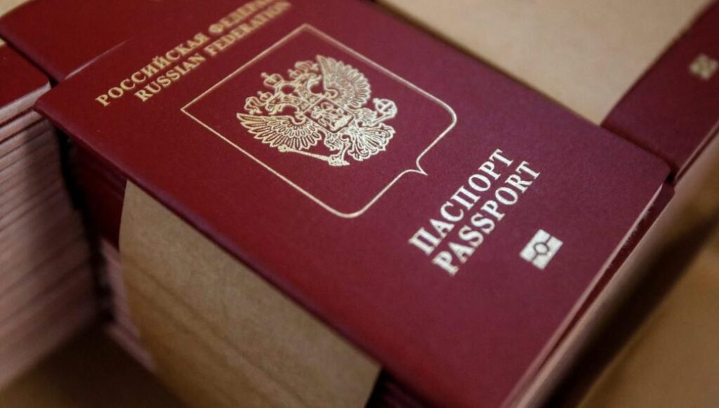 720 тысяч жителей Донбасса получили российское гражданство