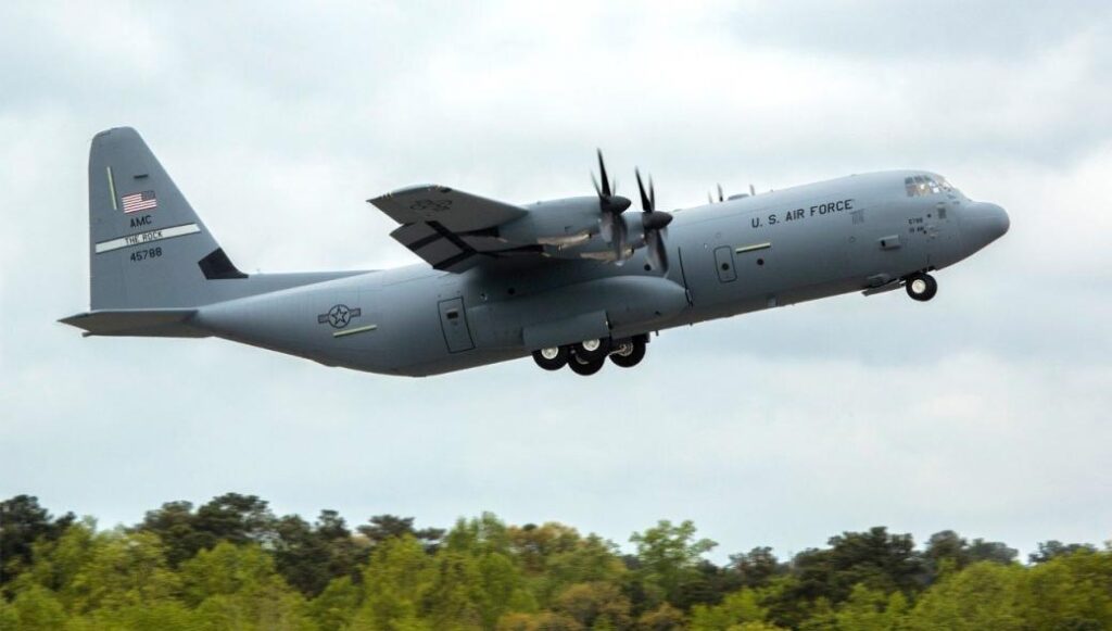США и Египет заключили сделку на поставку 12 самолетов C-130J-30 и SBS-48