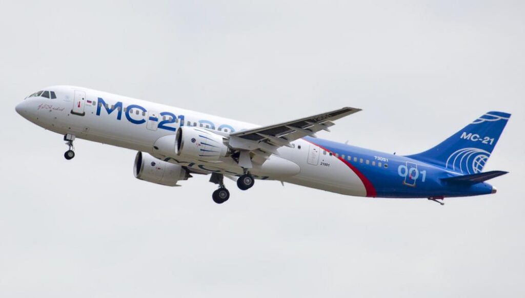 Серийное производство российского самолета МС-21 планируется начать в 2024 году