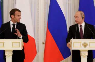 Завершились переговоры Макрона и Путина: по итогам лидеры стран провели совместную пресс-конференцию