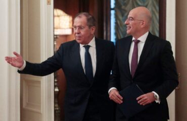 Глава МИД Греции Никос Дендиас совершит “очень важный визит” в Москву