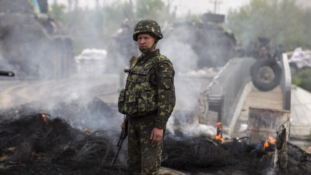 В ЛНР сообщили, что украинские военные массово покидают передовые позиции