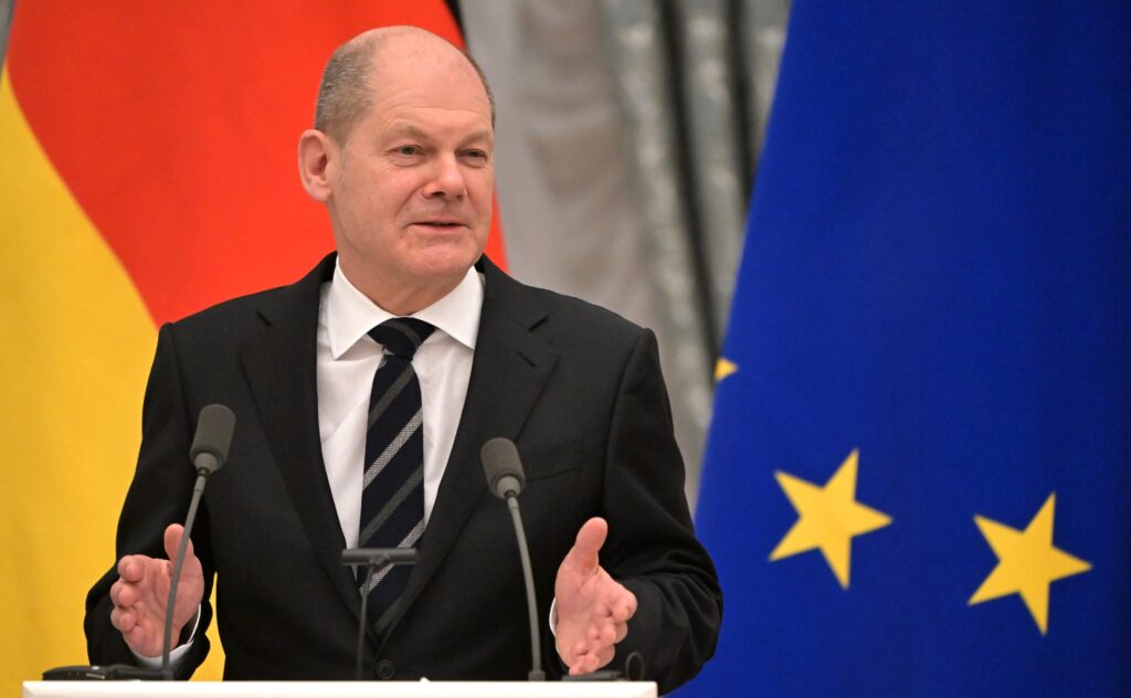 Шольц: “Европейская безопасность не может быть построена против России, но только с Россией”