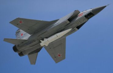 НАТО в боевой готовности: Россия размещает МиГ-31 с ракетами «Кинжал» в Калининграде 