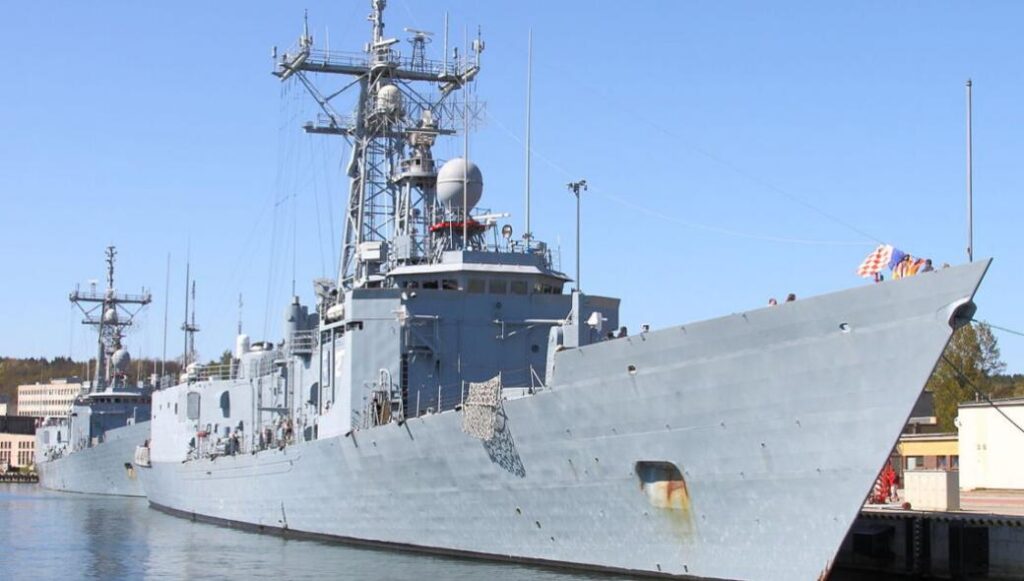 В финале польский конкурс новых фрегатов — «Противостояние» AH-140 и MEKO-300