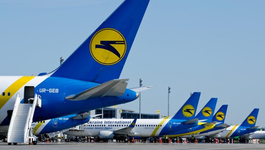 Нидерланды и Израиль вывозят своих граждан из Украины