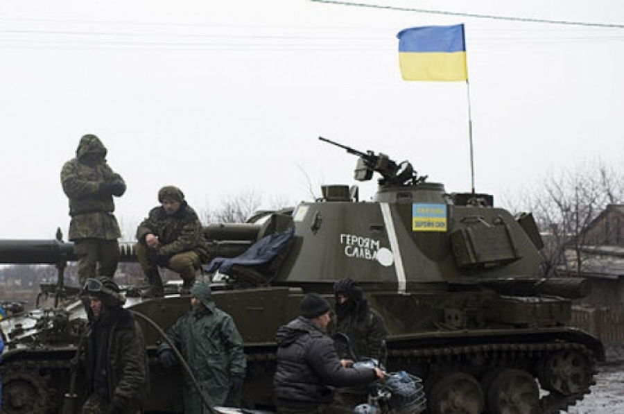 Подразделения украинских наносят ущерб инфраструктуре и готовят провокацию с участием западных журналистов