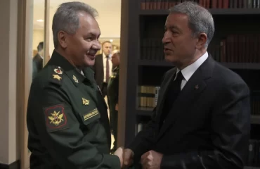 Министр обороны РФ Сергей Шойгу провел телефонный разговор со своим турецким коллегой Хулуси Акаром