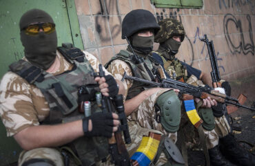 Лавров для иностранных СМИ о реальной ситуации на Украине: “Вы любите слово убийца, так вот на стороне киевского режима воюют настоящие убийцы”
