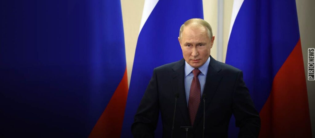 Песков рассказал, что Путин сразу дал приказ не штурмовать города, чтобы избежать потерь среди мирного населения