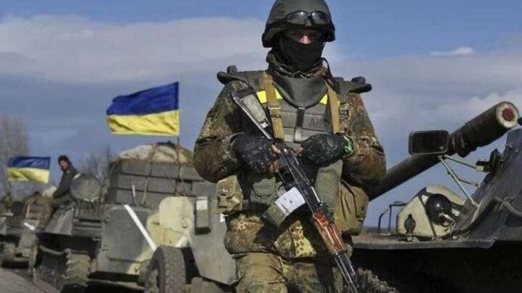 ВСУ наносят удары реактивной артиллерией по жилым кварталом Изюма