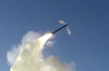 Минобороны РФ предоставило видео пуска высокоточной ракеты «Оникс» береговым ракетным комплексом «Бастион