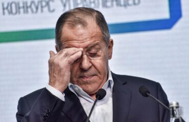 Лавров – на слова Зеленского об отказе от переговоров в случае уничтожения украинских боевиков в Мариуполе: “Я не уверен, что он понимает, о чём идёт речь”