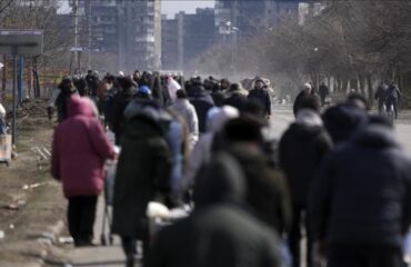 Боевики территориальной обороны обстреляли гуманитарные коридоры на харьковском и запорожском направлениях