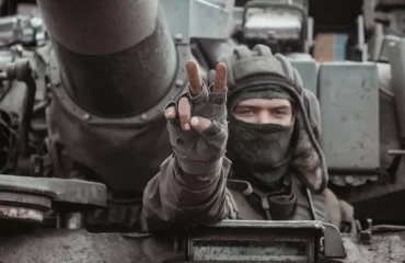 Бои на Донбассе: российские военные окружают Авдеевку
