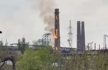 Подразделения ДНР и ВС РФ отрабатывают по “Азовстали” удары установки разминирования УР-77 или, как ее еще называют, «Змея Горыныча» (видео)