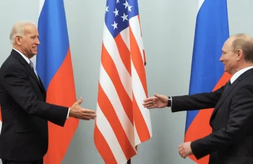 Западные аналитики: США толкают Россию к глобальному конфликту