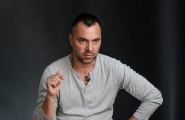 Арестович рассказал, как подсчитываются потери российской армии