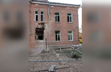 В результате очередной атаки с украинской стороны на поселок Теткино Курской области погиб человек, есть раненые