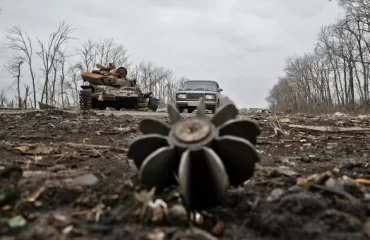 Репортаж из поселка Пески, где идут активные бои