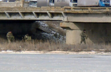 В Сумах ВСУ заминировали мост: во взрыве планируется обвинить ВС РФ