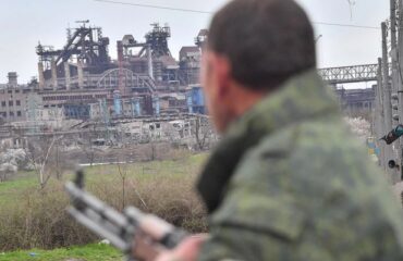 Видео: Первые сдавшиеся раненые украинские националисты с “Азовстали”