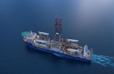 Турецкое научно-исследовательское судно «Юнус» прошелк югу от Хиоса и направляется в центральную часть Эгейского моря