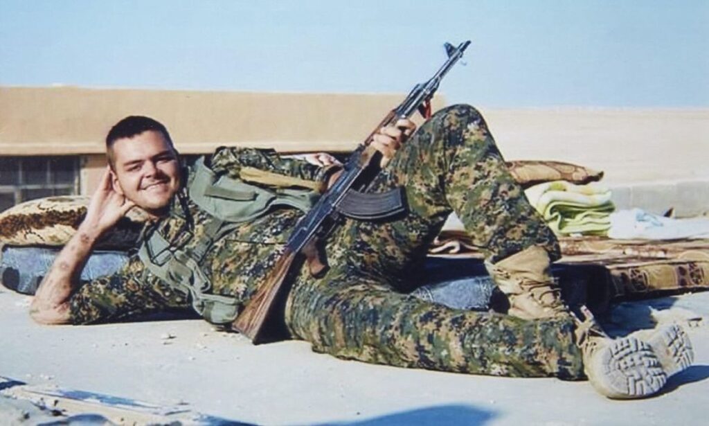 Семья британца, которому в ДНР вынесли смертный приговор, надеется на его скорое возвращение