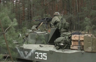 Прорывающимся в Херсонскую область украинским морпехам было нанесено огневое поражение